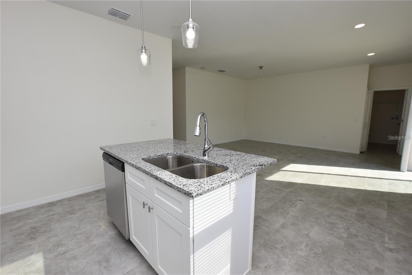 206 W CRESCENT DR, LAKELAND, FL, 33805