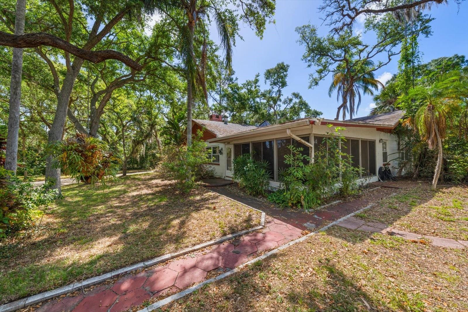 11496 74TH AVE, SEMINOLE, FL, 33772