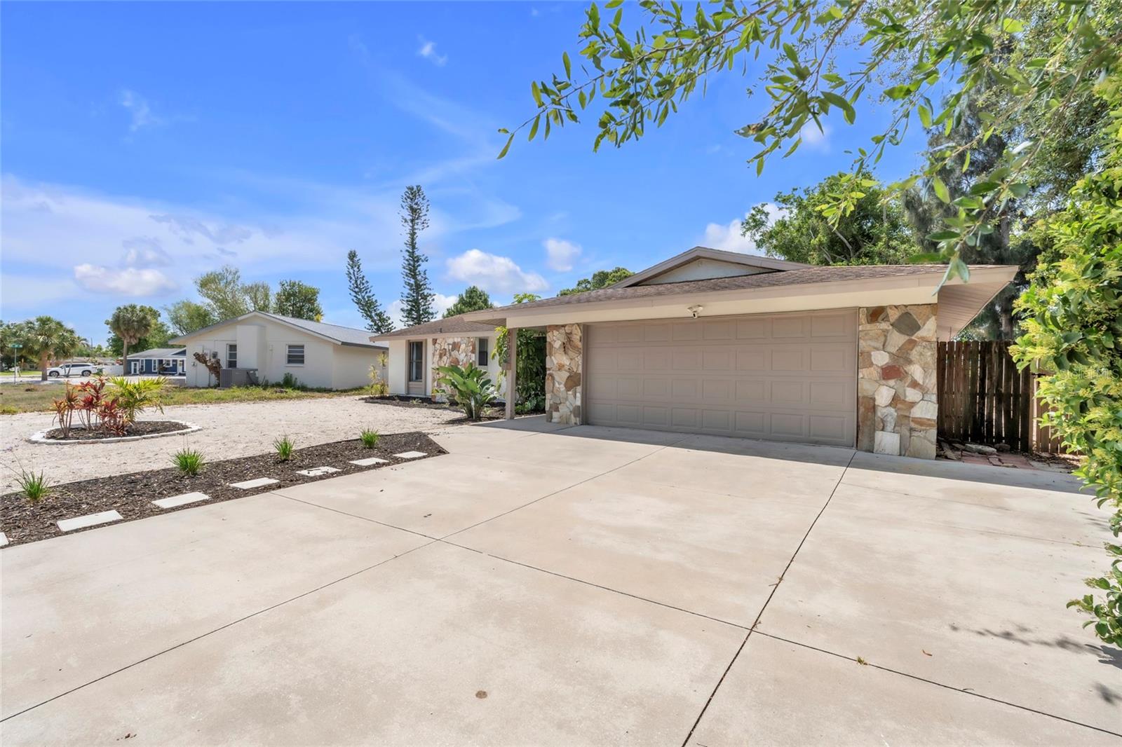 6305 36TH AVE W, BRADENTON, FL, 34209