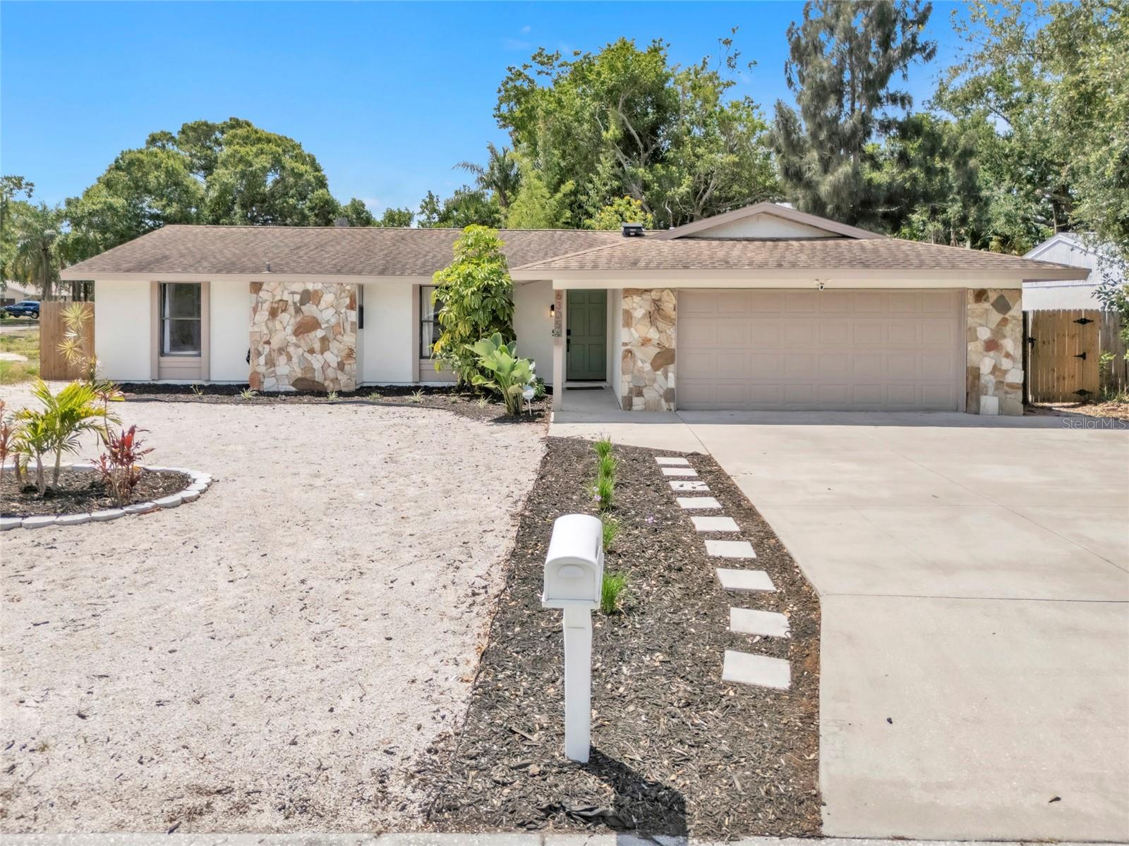 6305 36TH AVE W, BRADENTON, FL, 34209