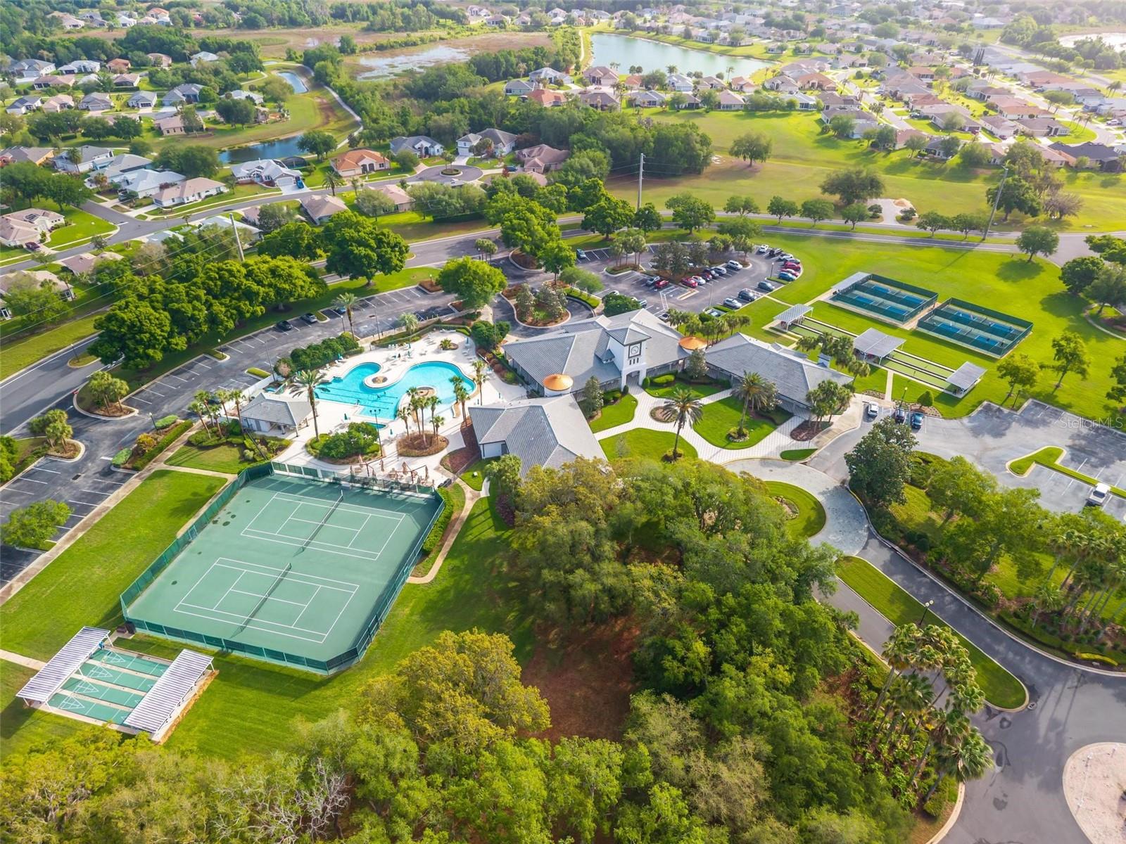 26908 HONEYMOON AVE, LEESBURG, FL, 34748