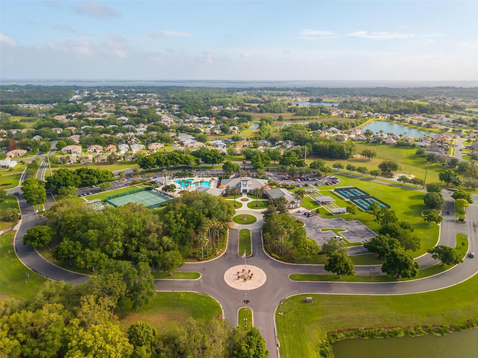 26908 HONEYMOON AVE, LEESBURG, FL, 34748