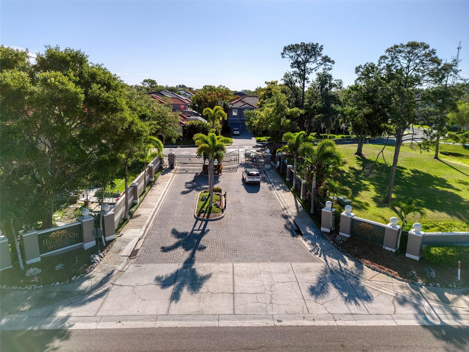 2206 HIGHLAND WOODS DR, DUNEDIN, FL, 34698