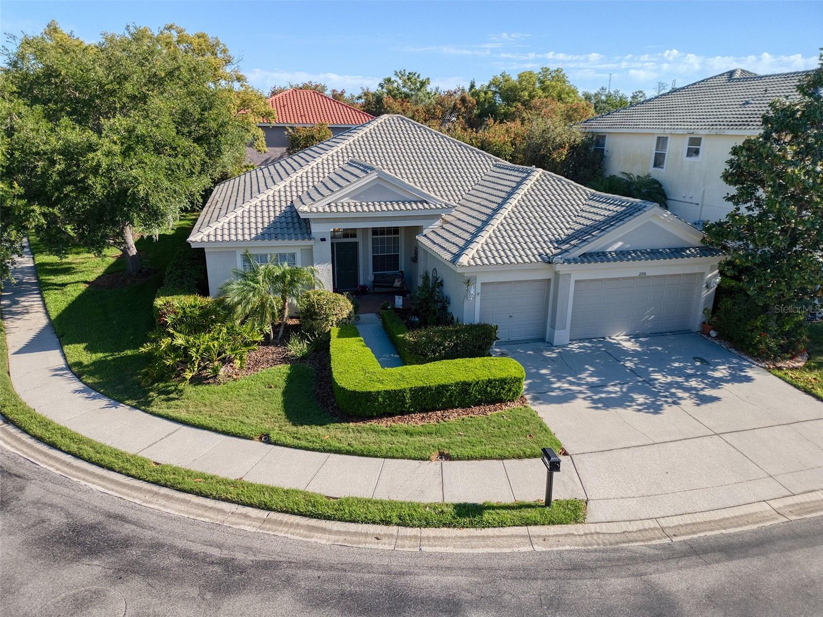 2206 HIGHLAND WOODS DR, DUNEDIN, FL, 34698