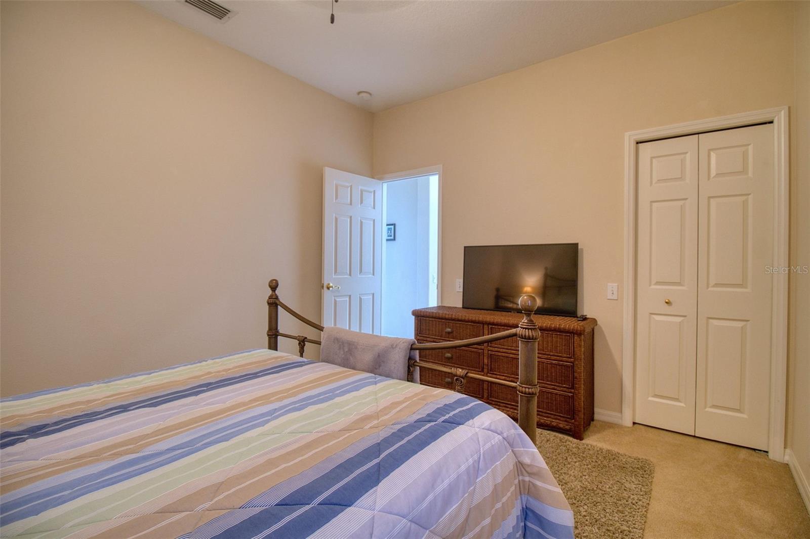 2206 HIGHLAND WOODS DR, DUNEDIN, FL, 34698