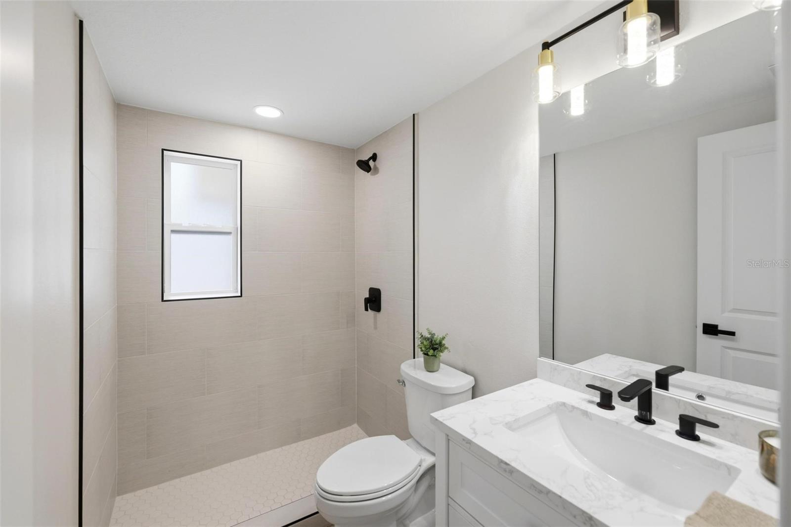 1802 ROBINHOOD ST, SARASOTA, FL, 34231