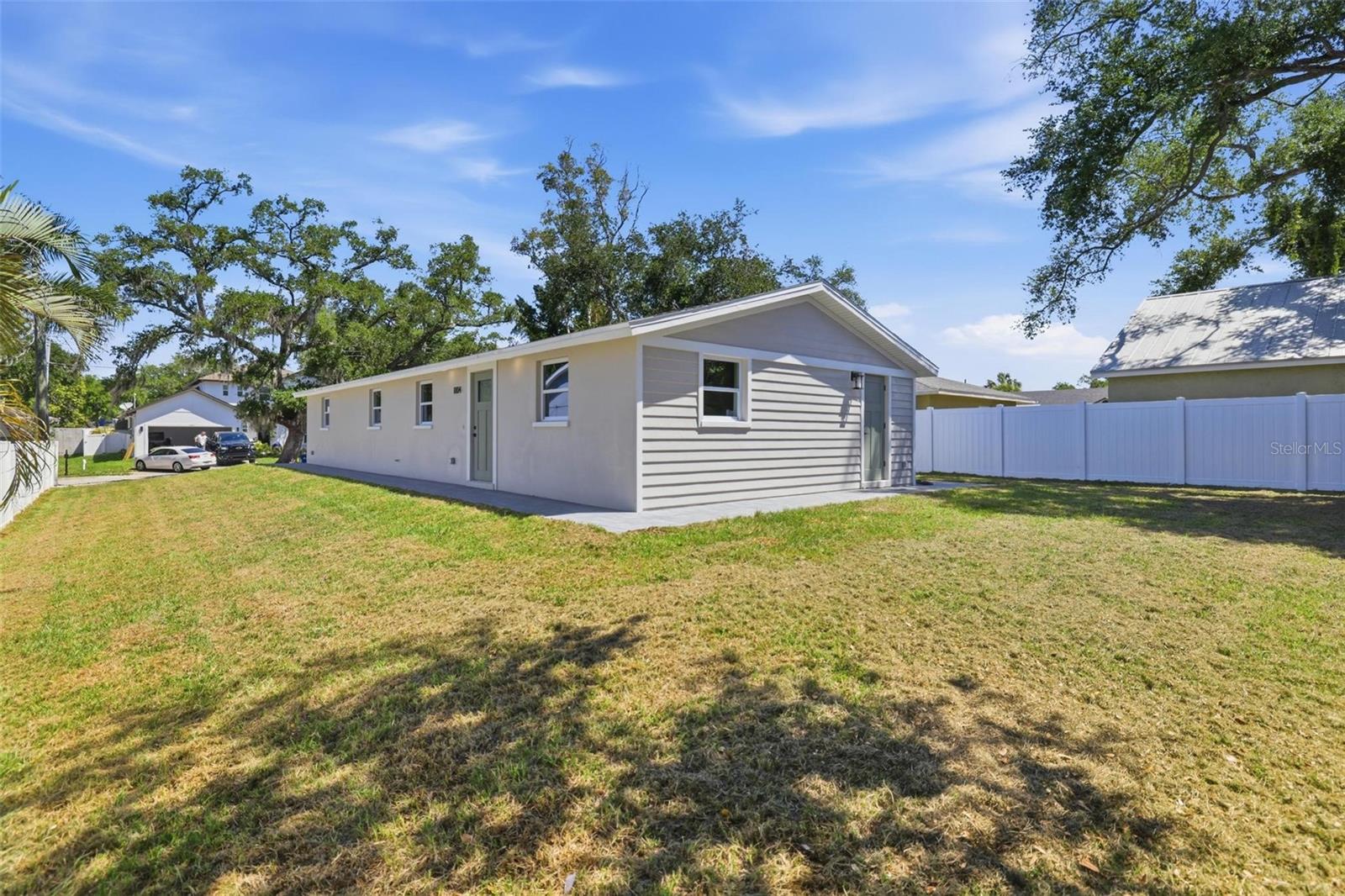 1802 ROBINHOOD ST, SARASOTA, FL, 34231