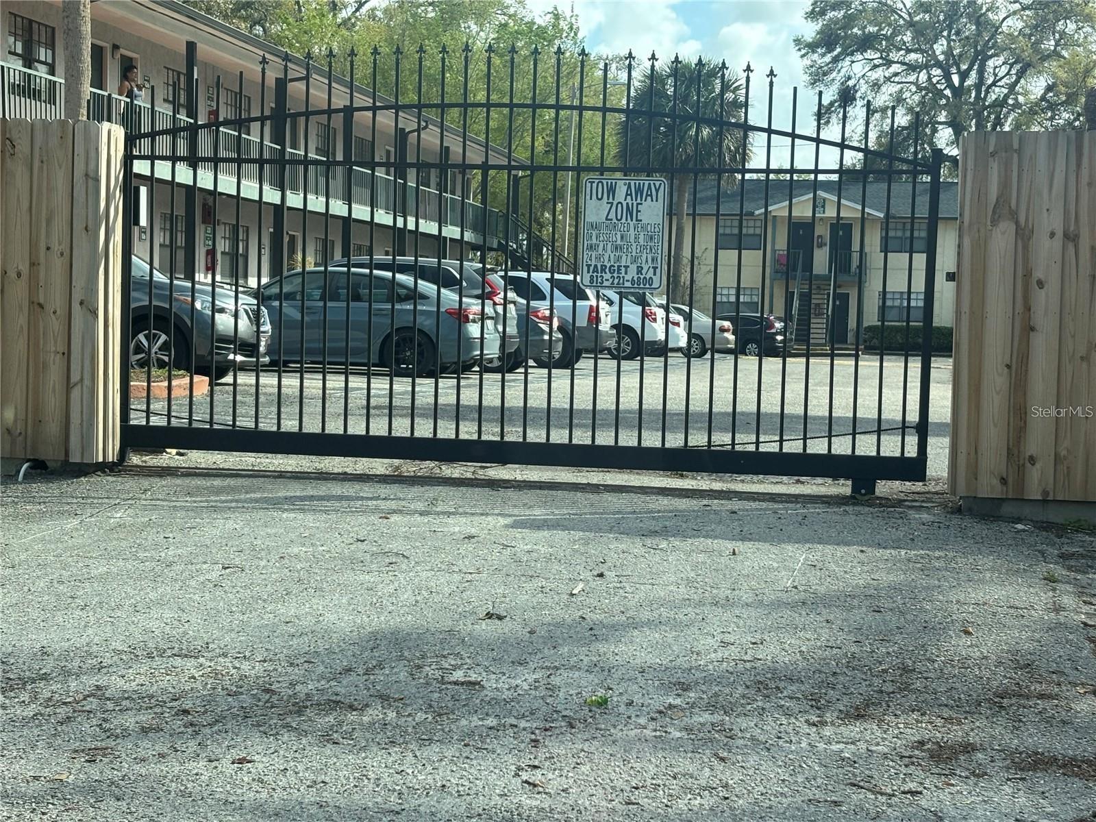 12403 HIBISCUS OAK PL #202, TAMPA, FL, 33612