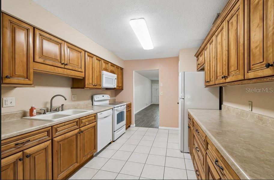 11200 102ND AVE #101, SEMINOLE, FL, 33778