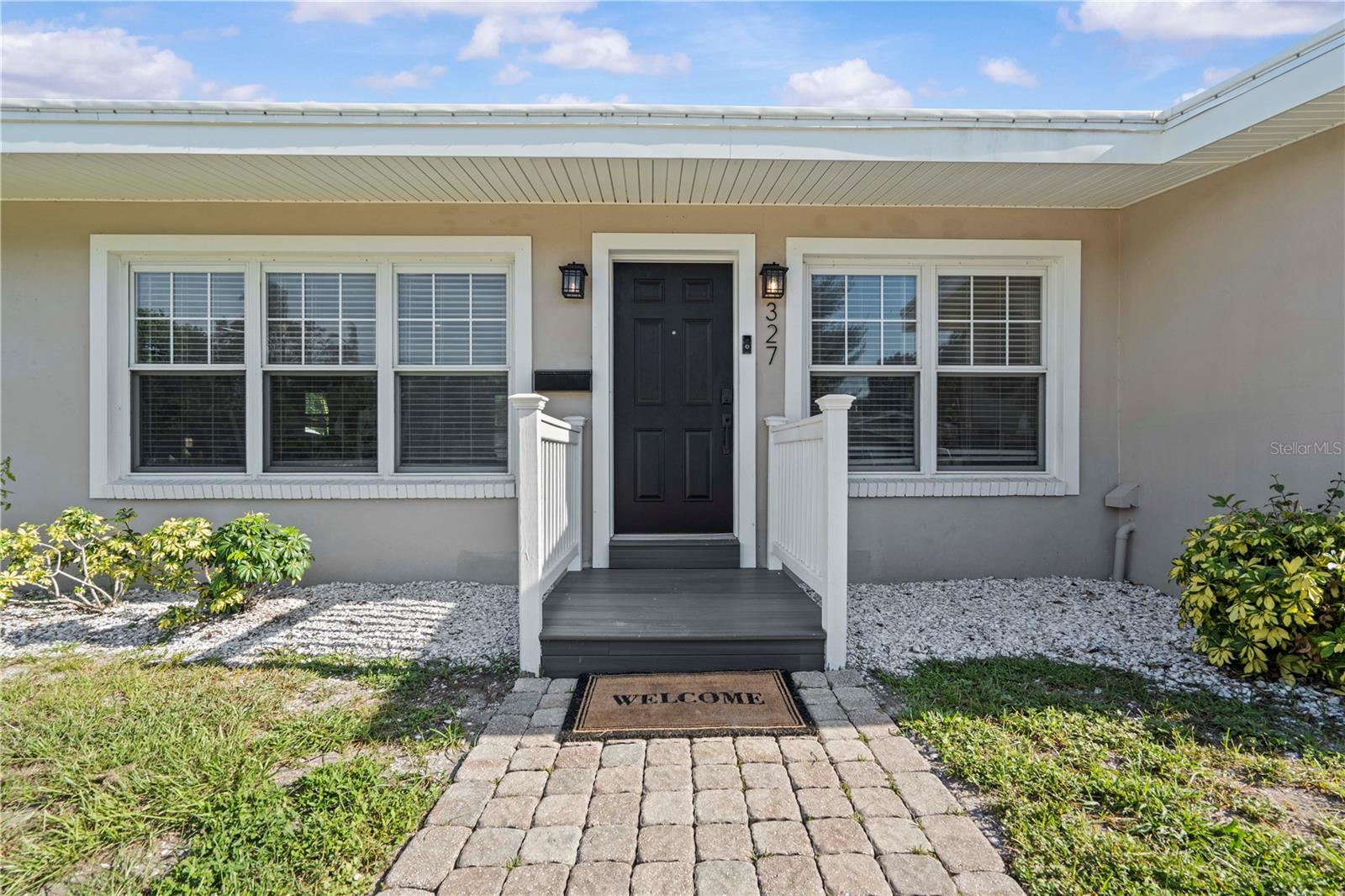 327 SUNNY LN, BELLEAIR, FL, 33756
