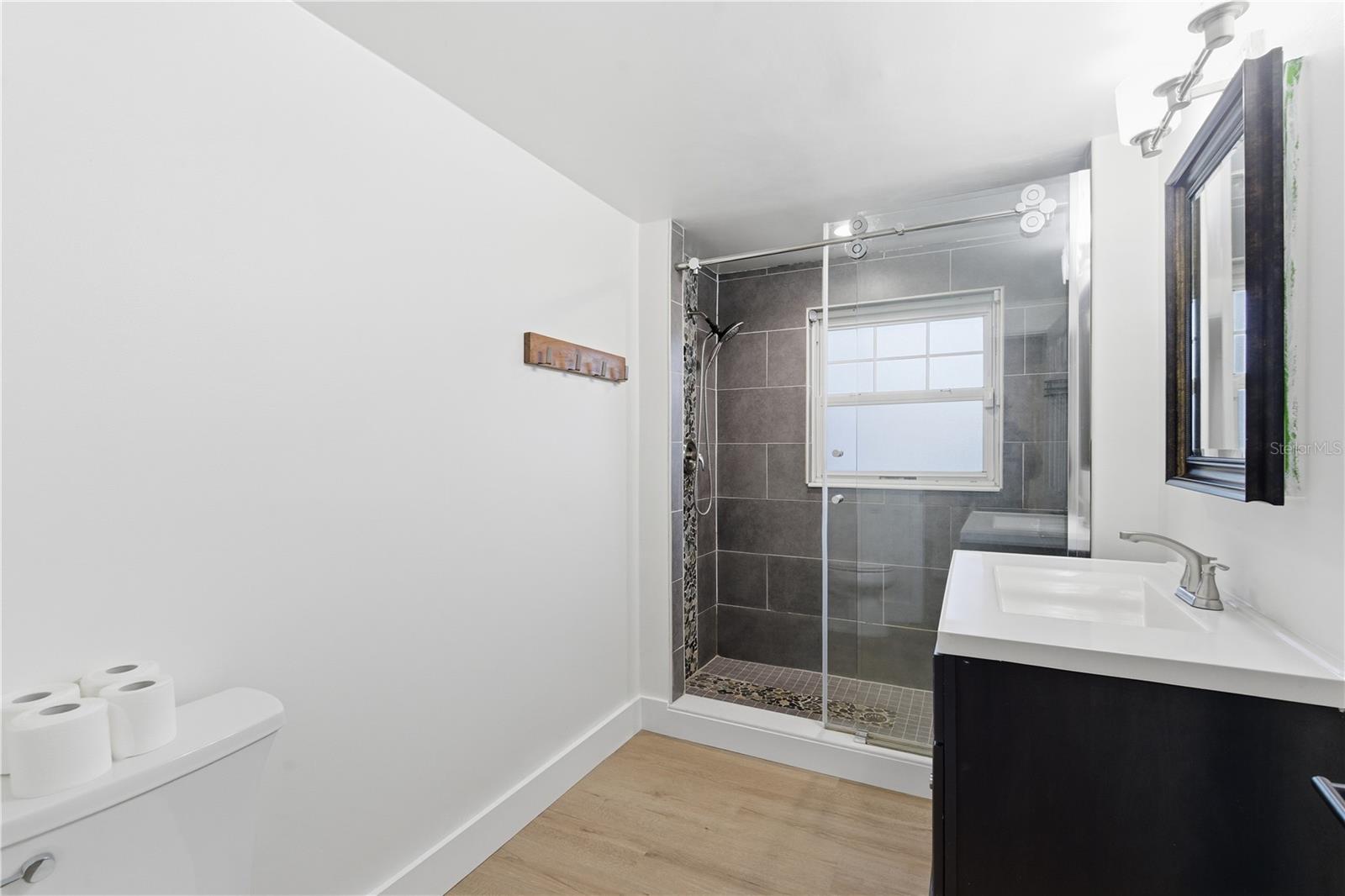 327 SUNNY LN, BELLEAIR, FL, 33756