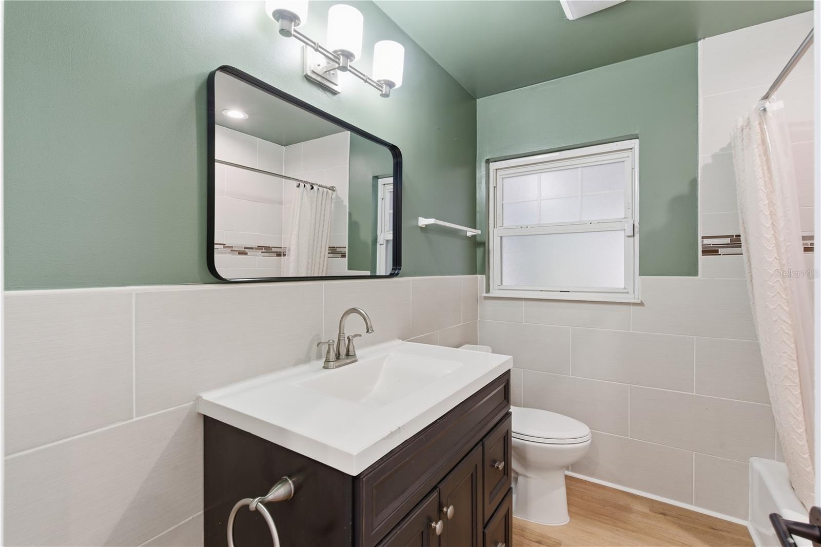 327 SUNNY LN, BELLEAIR, FL, 33756