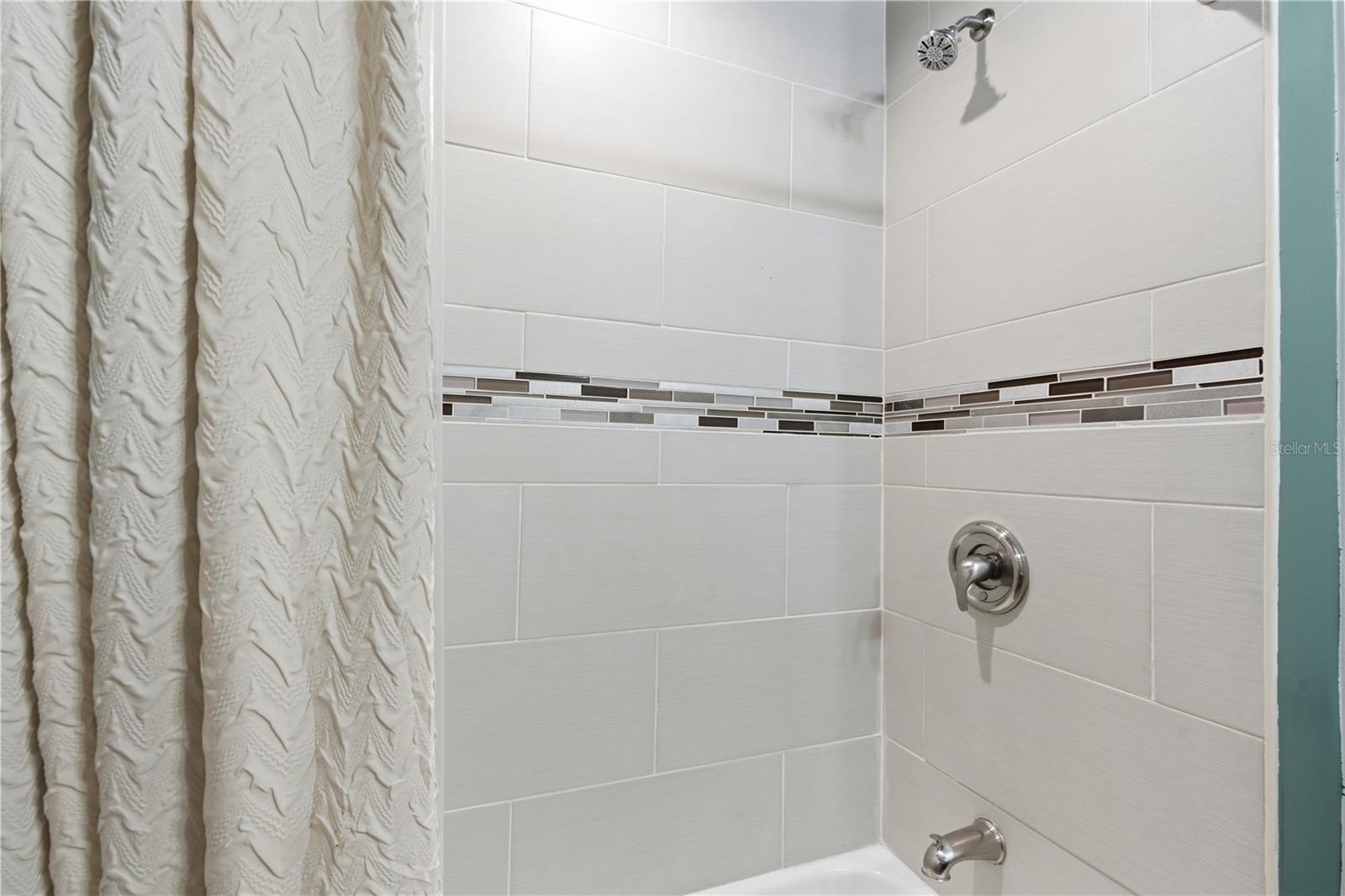 327 SUNNY LN, BELLEAIR, FL, 33756