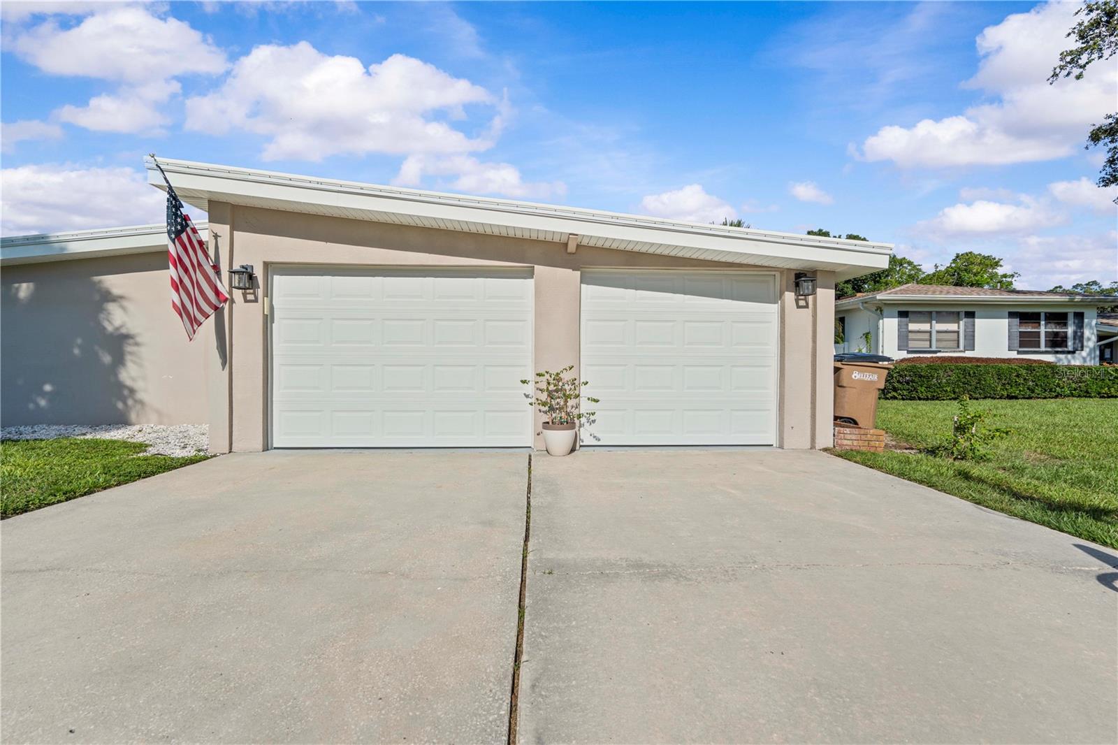 327 SUNNY LN, BELLEAIR, FL, 33756