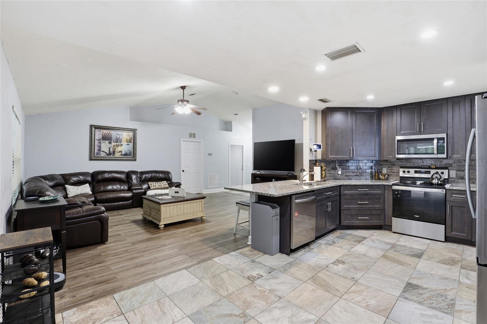 17583 NW 234TH TER, HIGH SPRINGS, FL, 32643