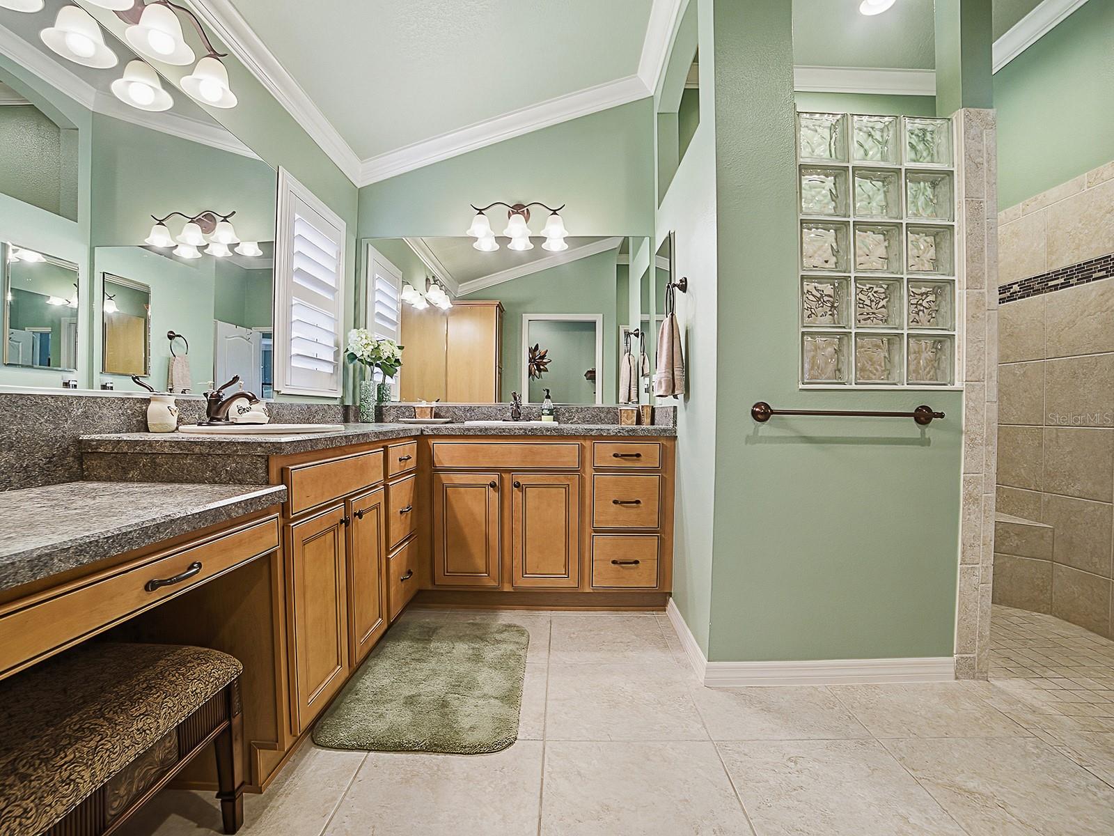 3332 DALKEITH TER, THE VILLAGES, FL, 32163