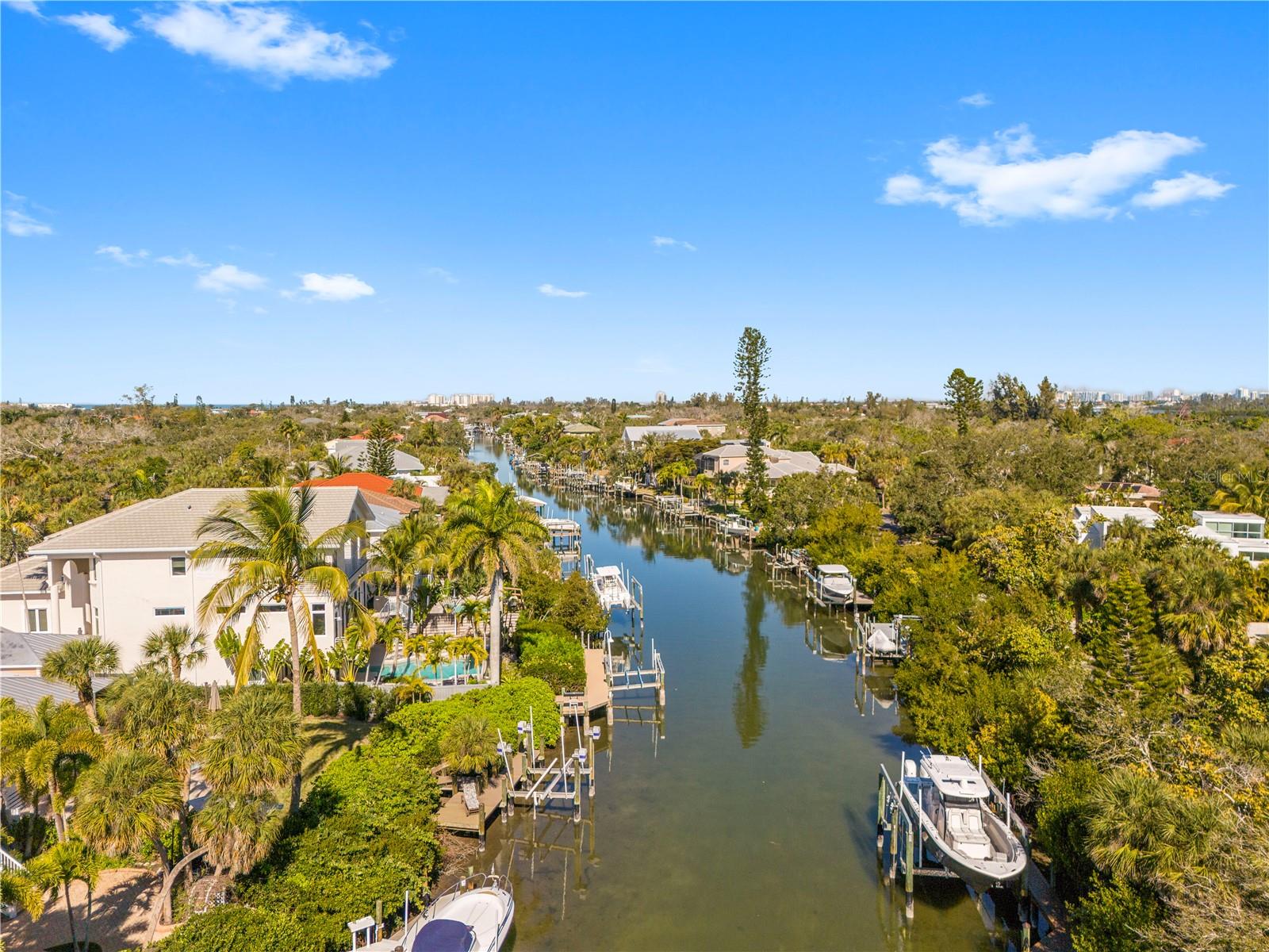 5169 OXFORD DR, SARASOTA, FL, 34242