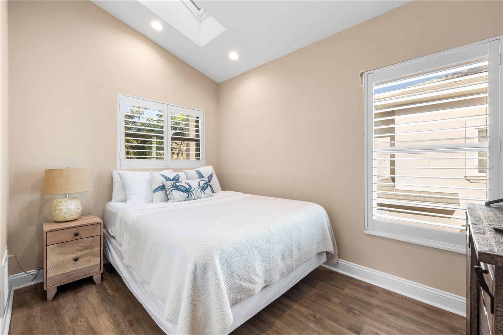 5169 OXFORD DR, SARASOTA, FL, 34242