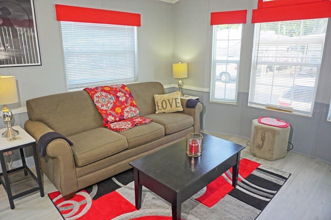 21183 LAZY DAYS CIR, LUTZ, FL, 33558