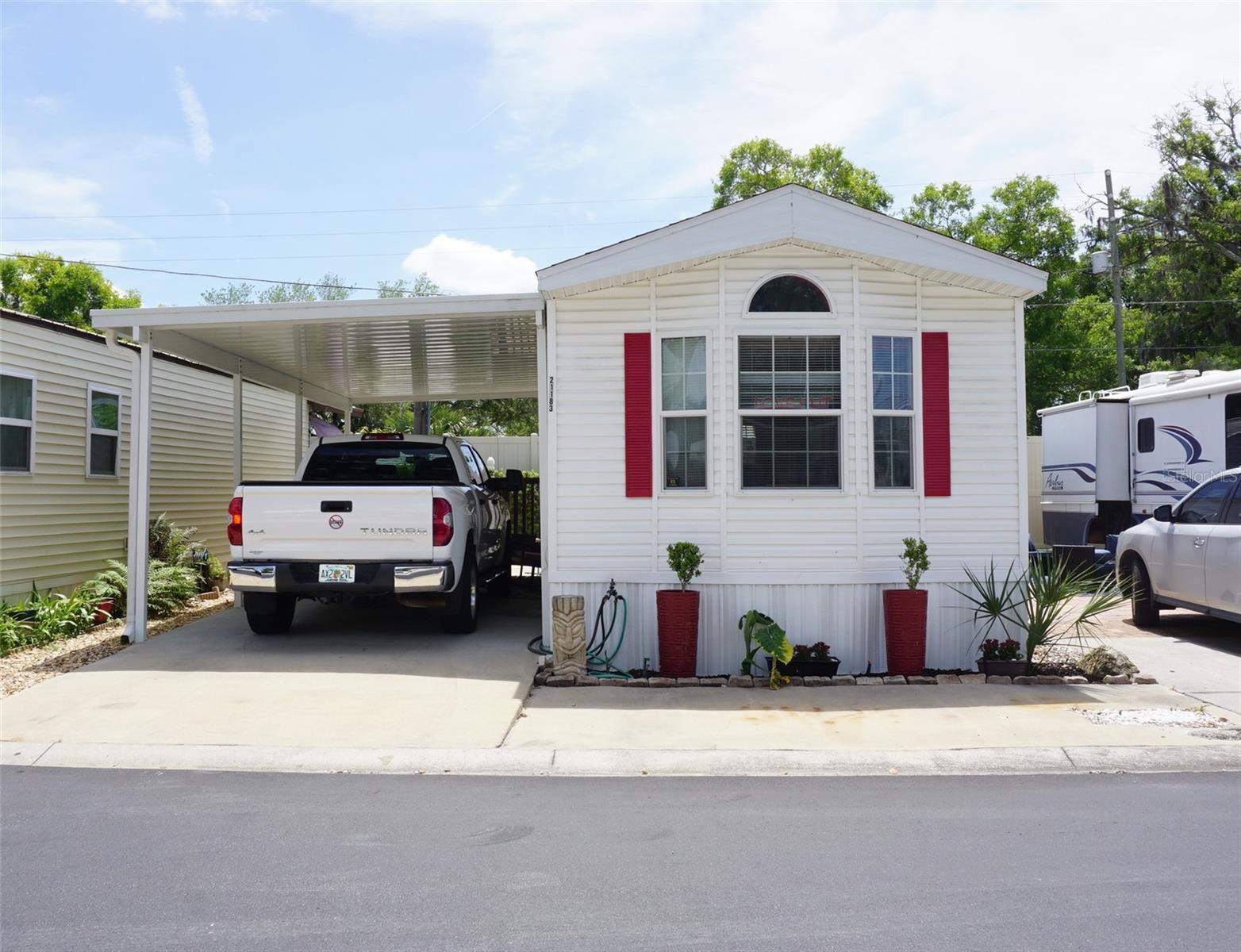 21183 LAZY DAYS CIR, LUTZ, FL, 33558