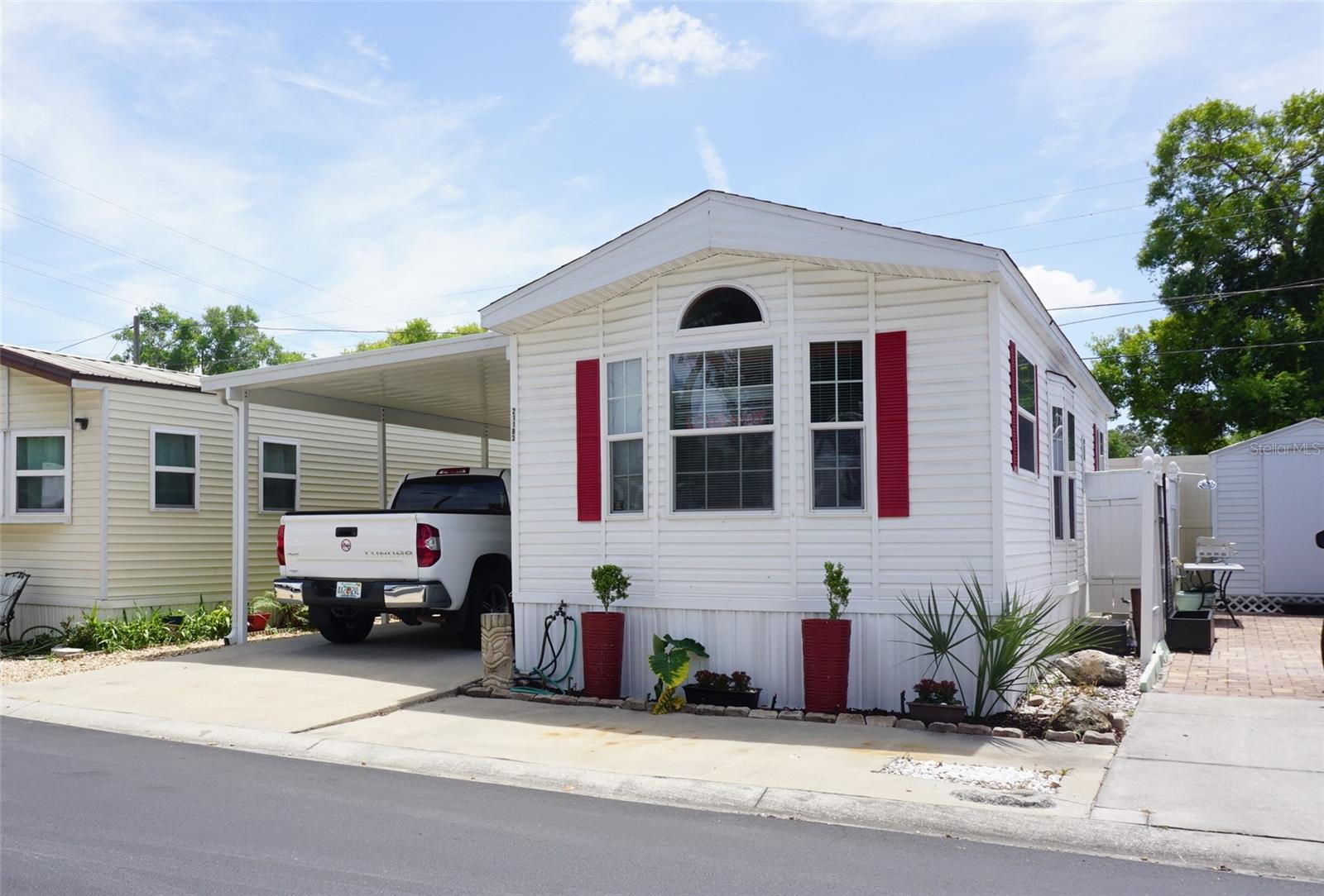 21183 LAZY DAYS CIR, LUTZ, FL, 33558