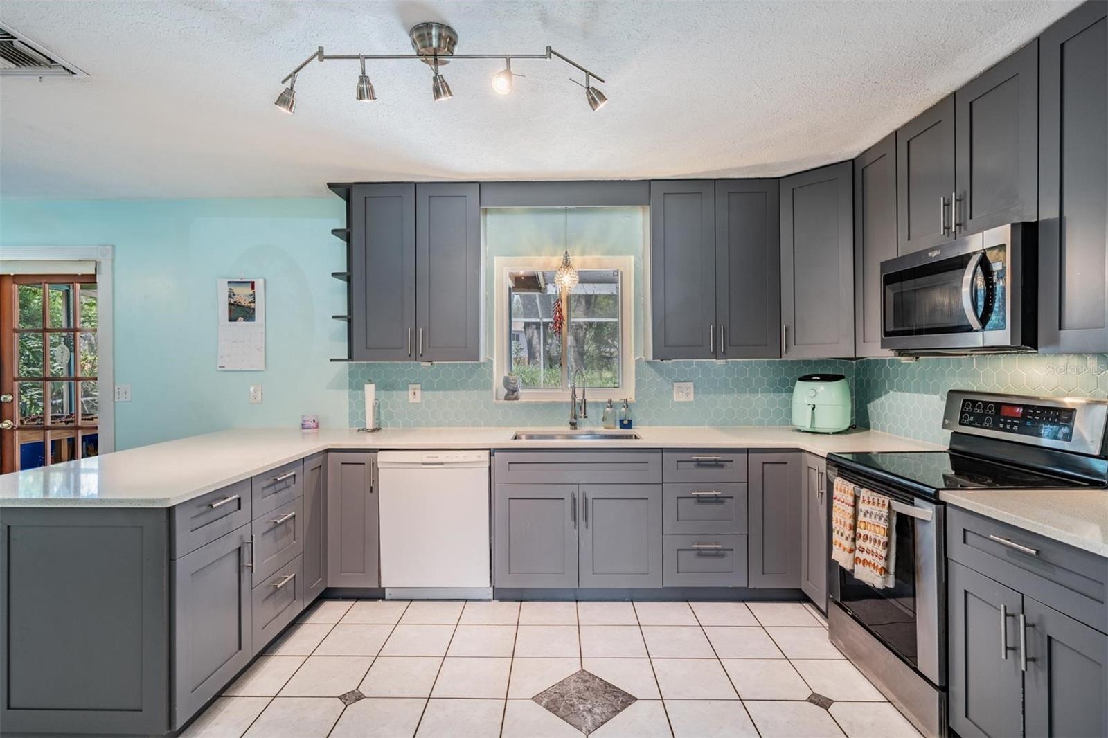 2522 E 149TH AVE, LUTZ, FL, 33559