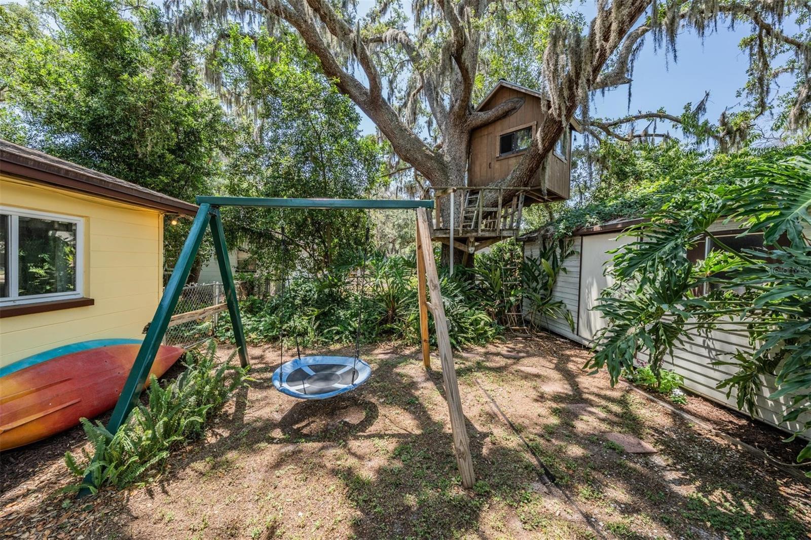 2522 E 149TH AVE, LUTZ, FL, 33559