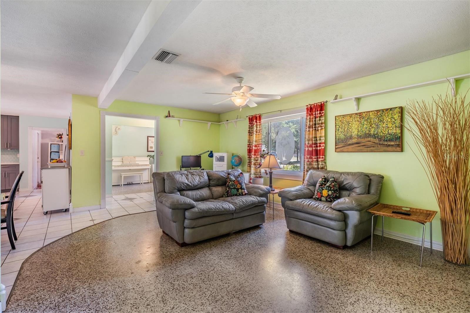 2522 E 149TH AVE, LUTZ, FL, 33559