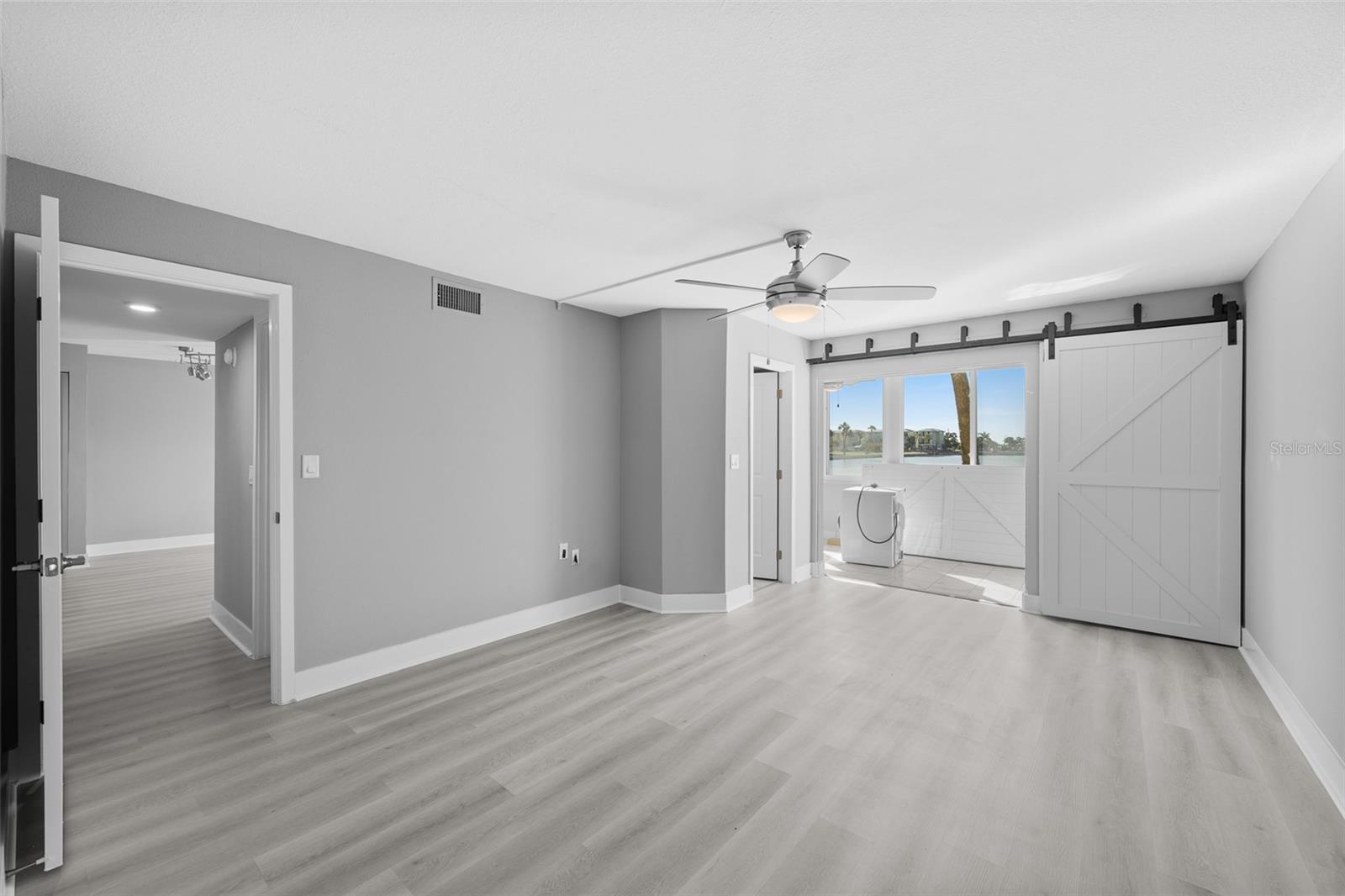 4775 COVE CIR #103, ST PETERSBURG, FL, 33708