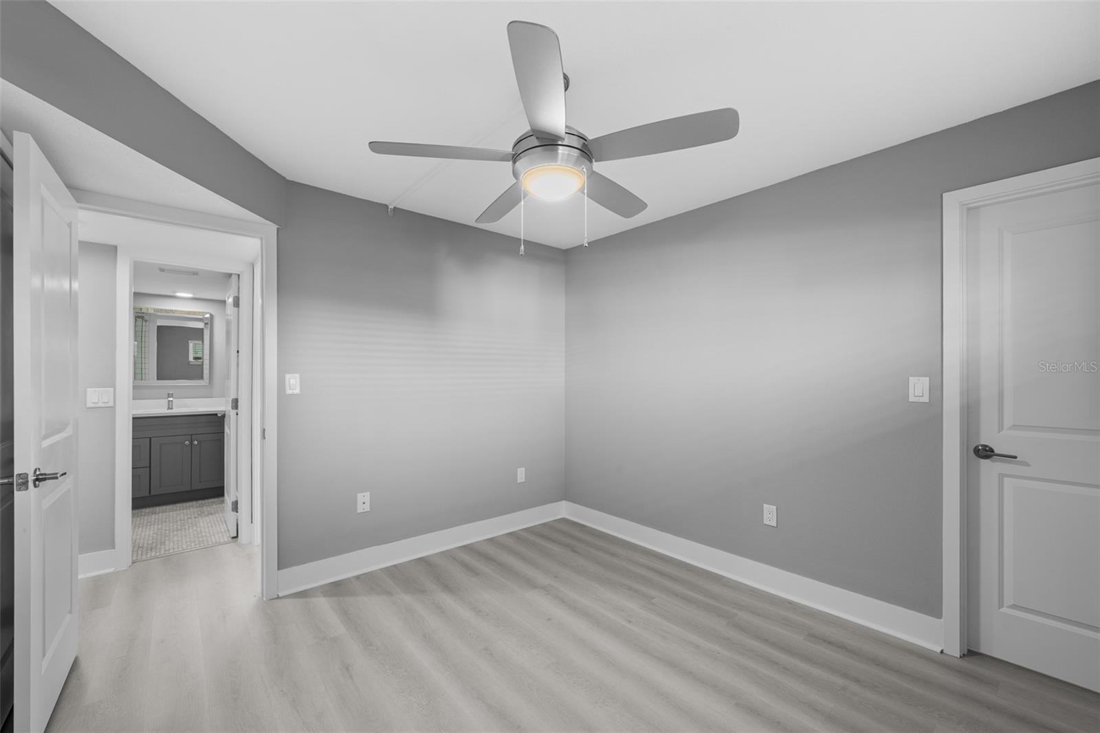 4775 COVE CIR #103, ST PETERSBURG, FL, 33708