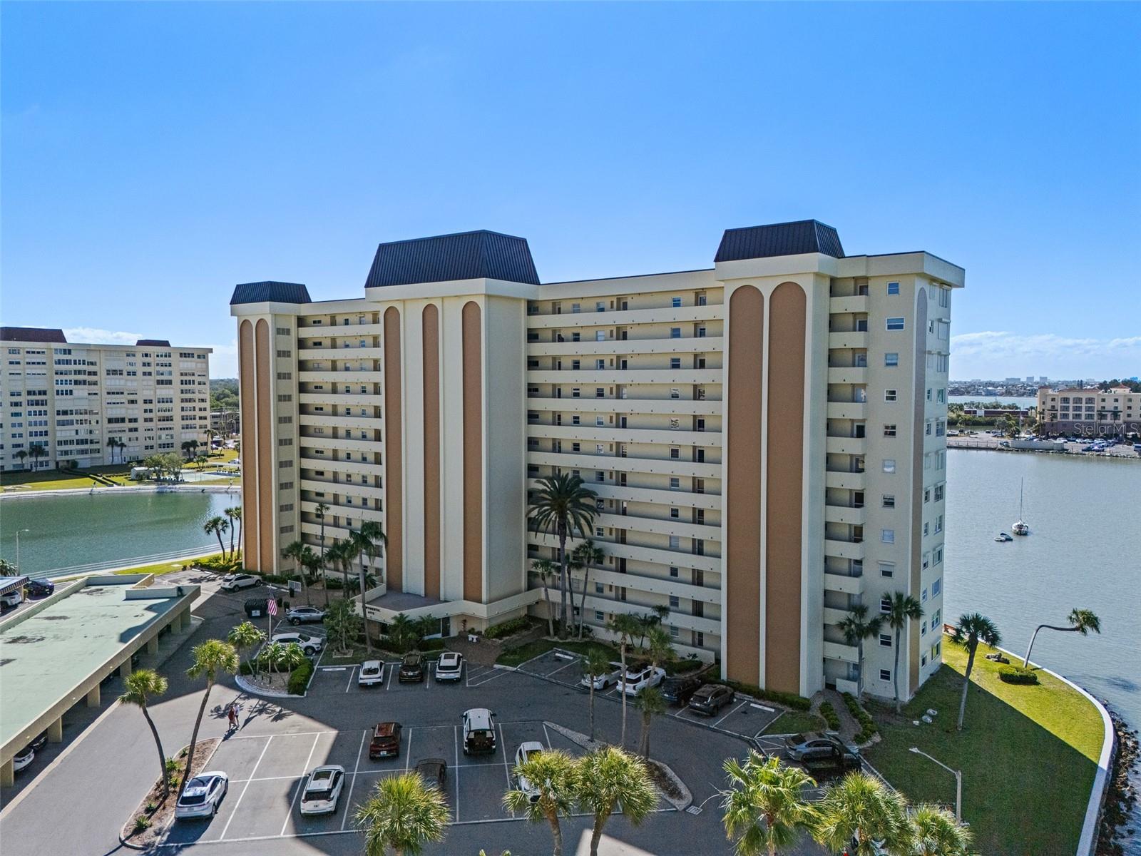 4775 COVE CIR #103, ST PETERSBURG, FL, 33708