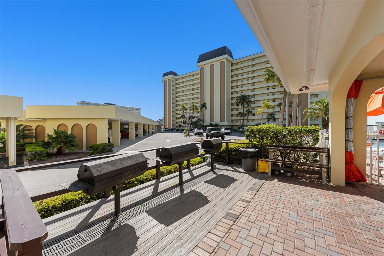 4775 COVE CIR #103, ST PETERSBURG, FL, 33708