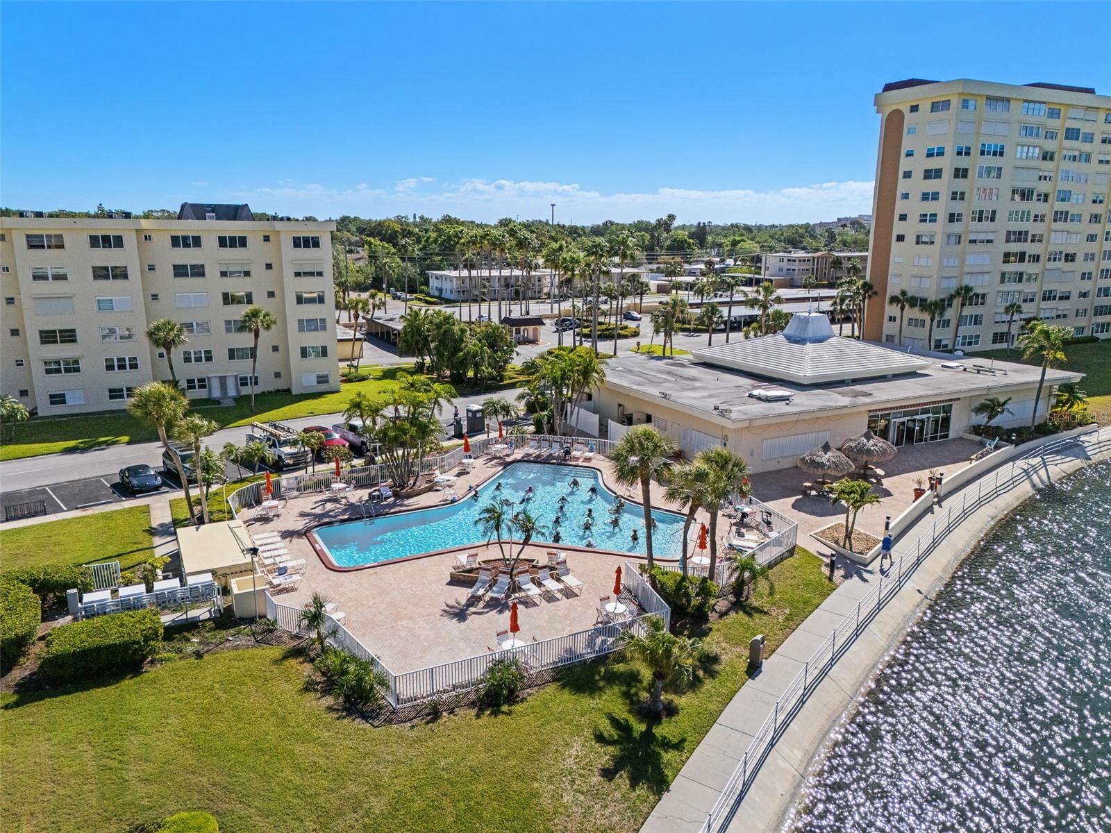 4775 COVE CIR #103, ST PETERSBURG, FL, 33708