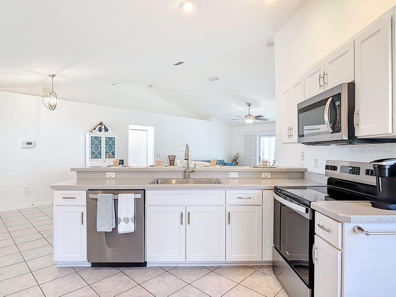 60 ROLLING SANDS DR, PALM COAST, FL, 32164