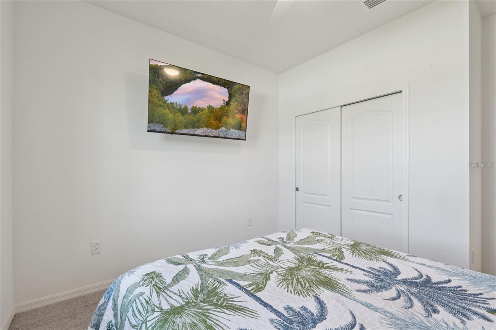 1682 LITTLELEAF BOXWOOD LOOP, MASCOTTE, FL, 34753