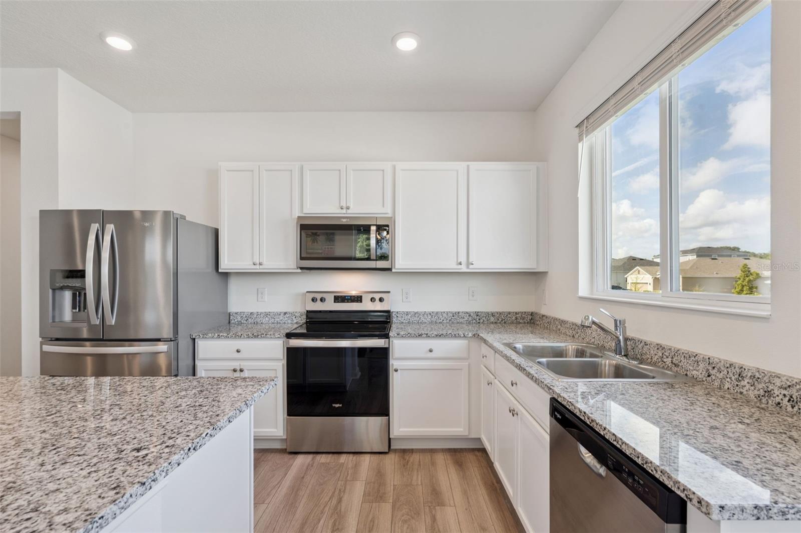 1682 LITTLELEAF BOXWOOD LOOP, MASCOTTE, FL, 34753