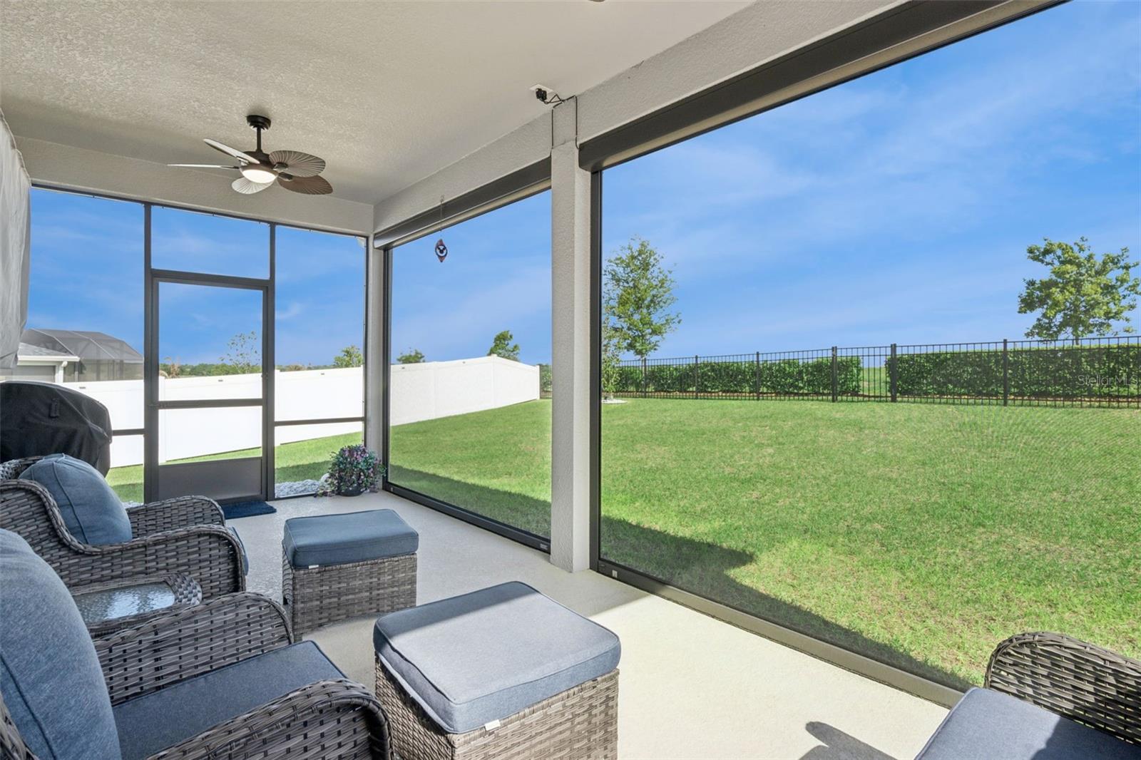 1682 LITTLELEAF BOXWOOD LOOP, MASCOTTE, FL, 34753