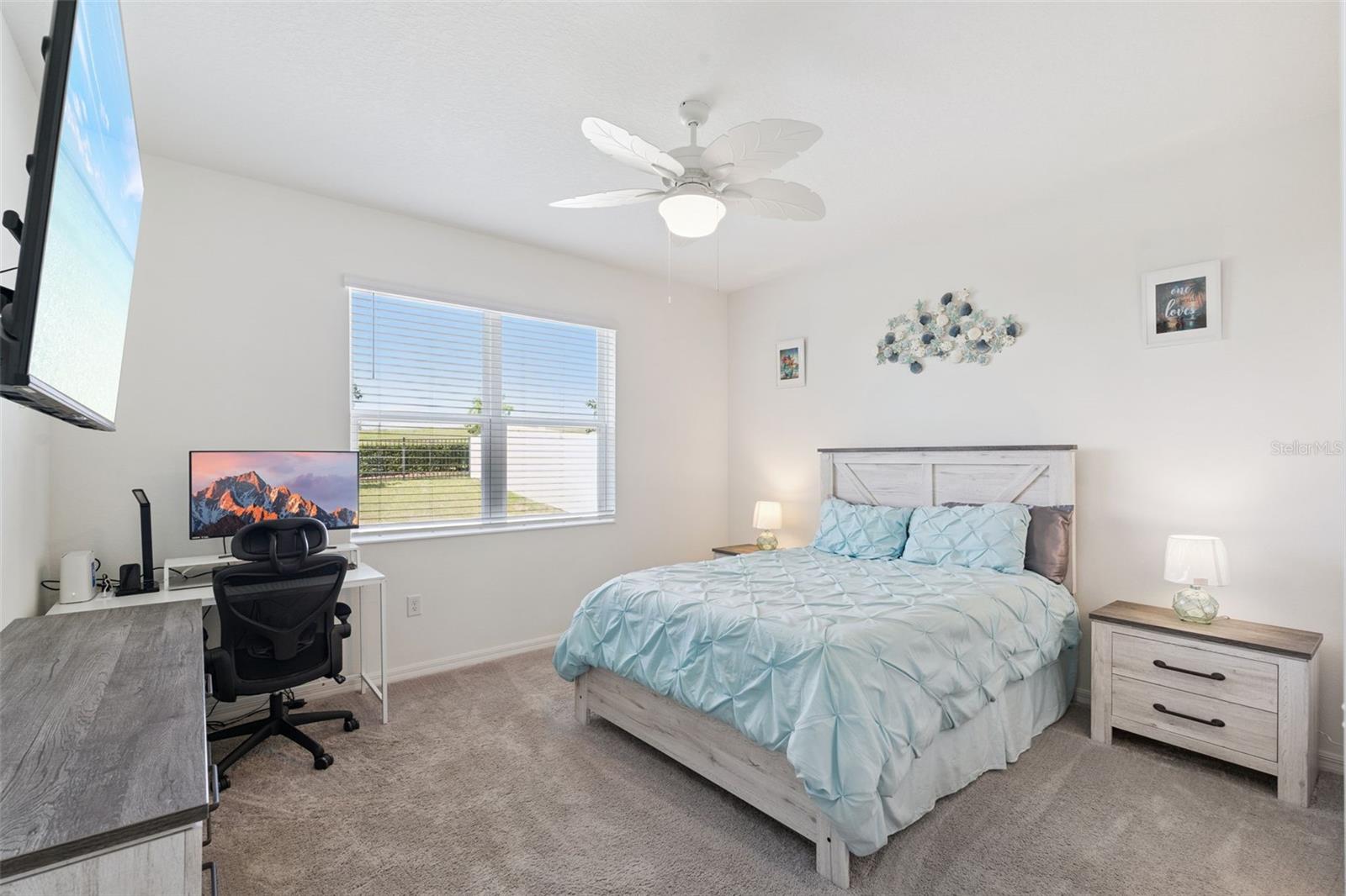 1682 LITTLELEAF BOXWOOD LOOP, MASCOTTE, FL, 34753