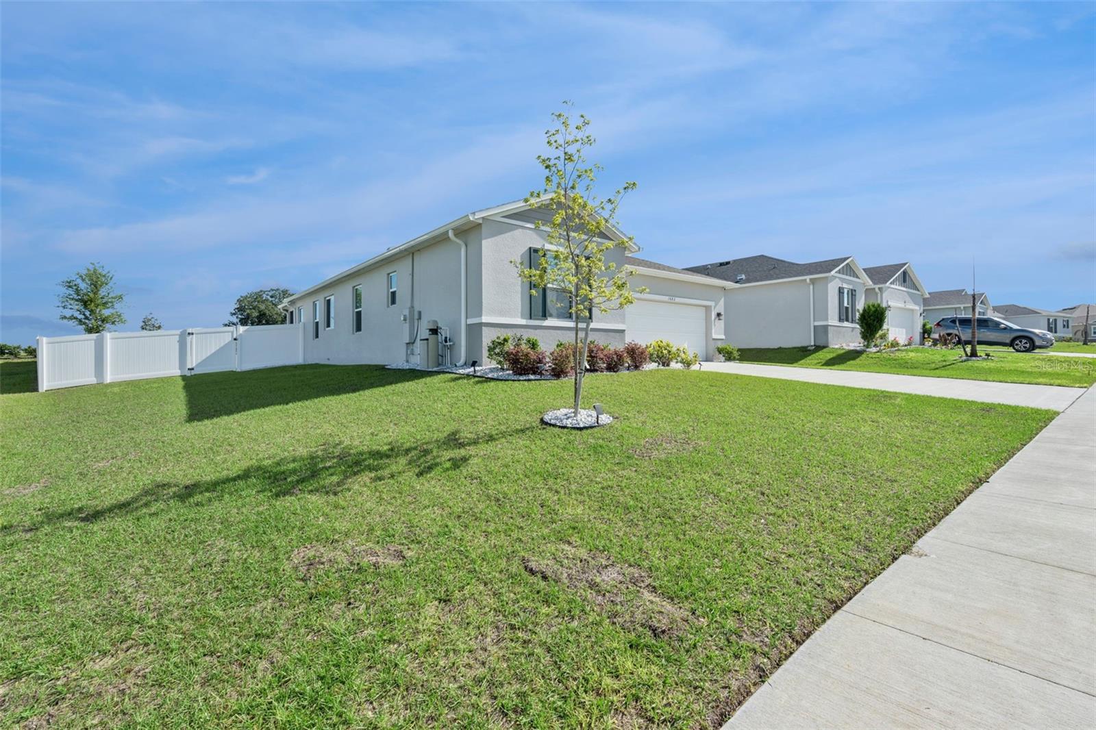 1682 LITTLELEAF BOXWOOD LOOP, MASCOTTE, FL, 34753