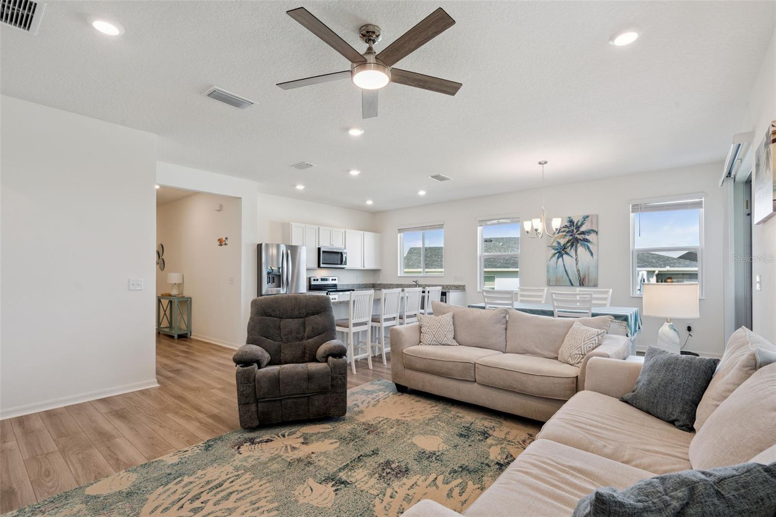 1682 LITTLELEAF BOXWOOD LOOP, MASCOTTE, FL, 34753