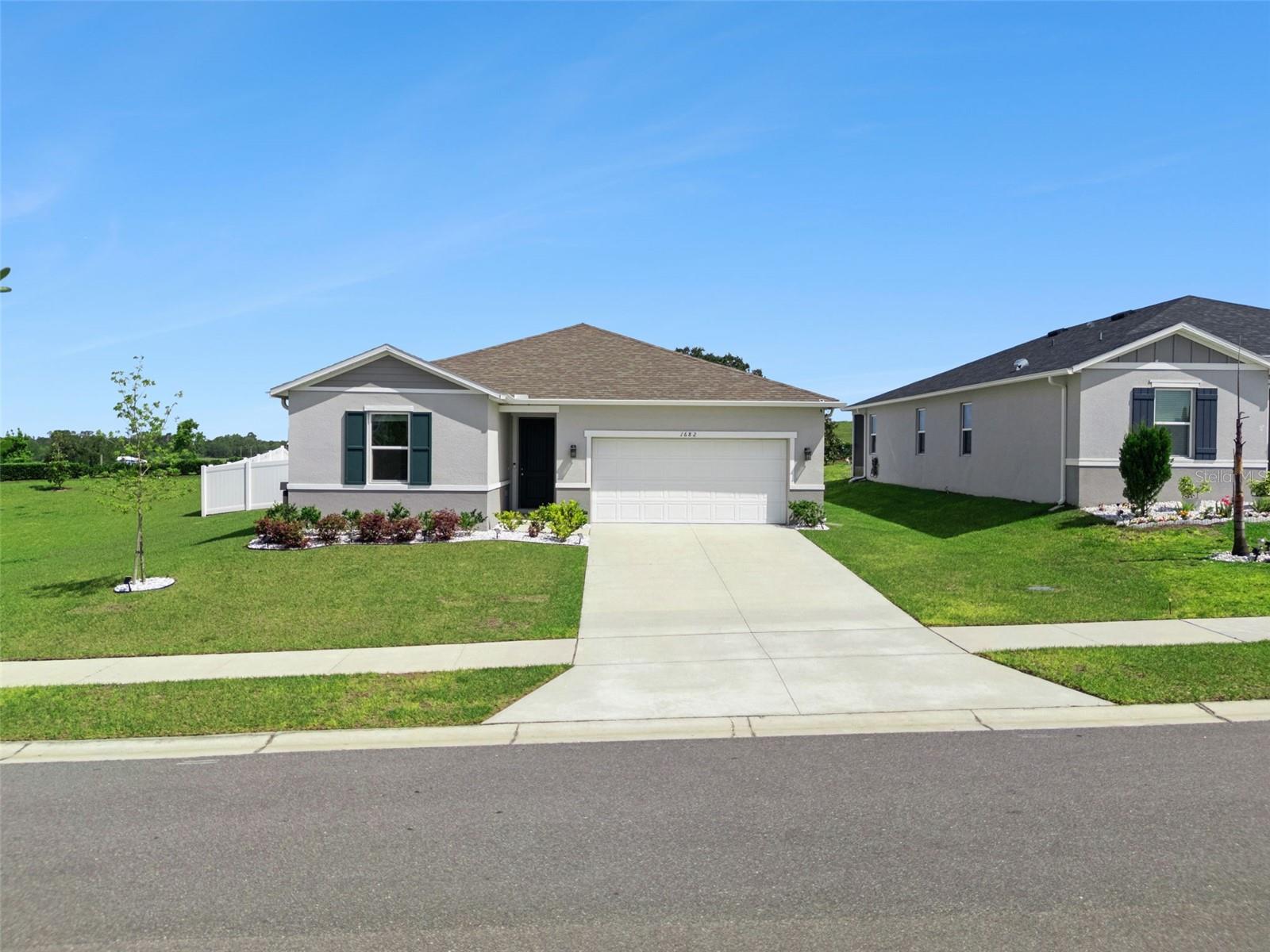 1682 LITTLELEAF BOXWOOD LOOP, MASCOTTE, FL, 34753