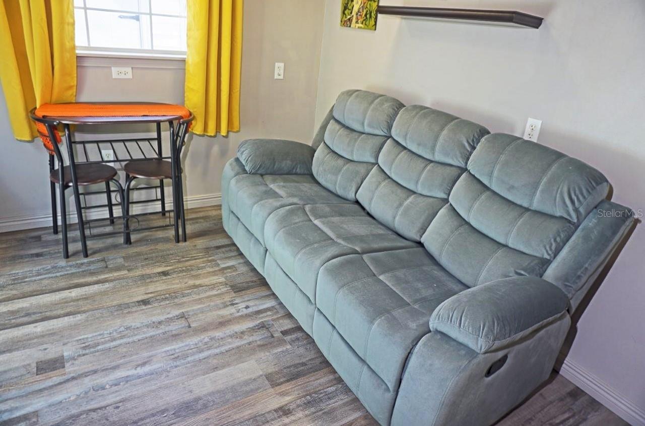 21145 LAZY DAYS CIR, LUTZ, FL, 33558