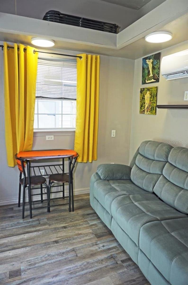 21145 LAZY DAYS CIR, LUTZ, FL, 33558