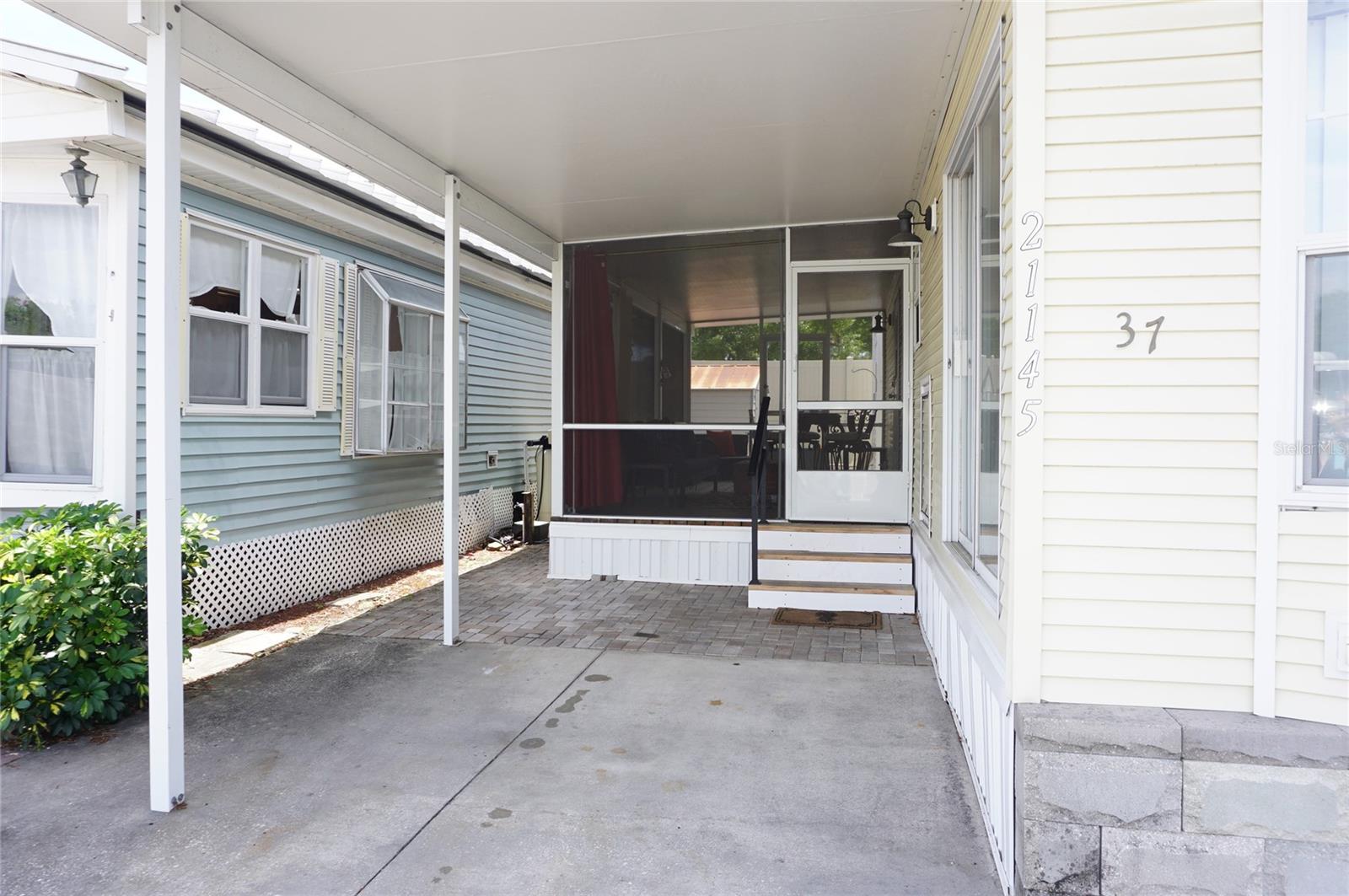 21145 LAZY DAYS CIR, LUTZ, FL, 33558