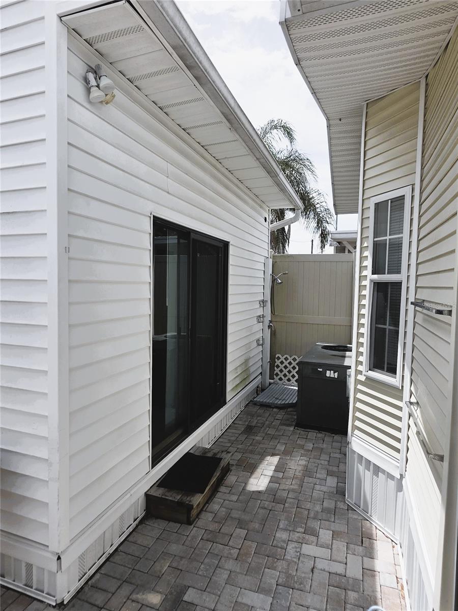 21145 LAZY DAYS CIR, LUTZ, FL, 33558