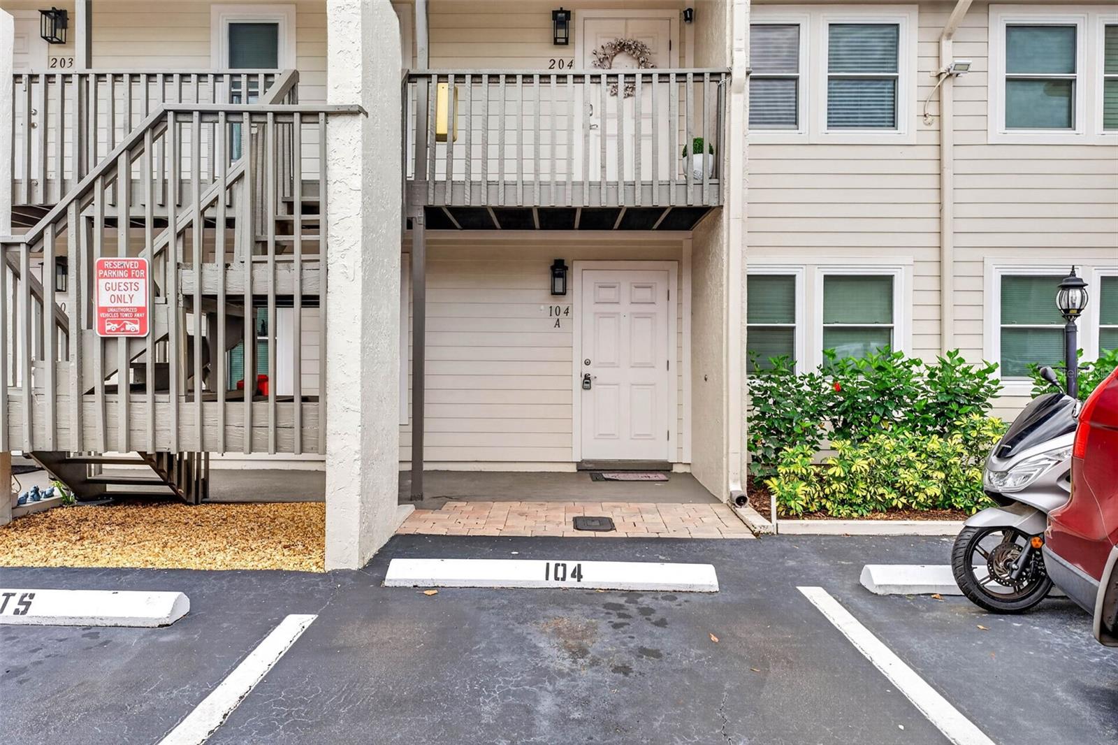 527 S LINCOLN AVE #A104, TAMPA, FL, 33609