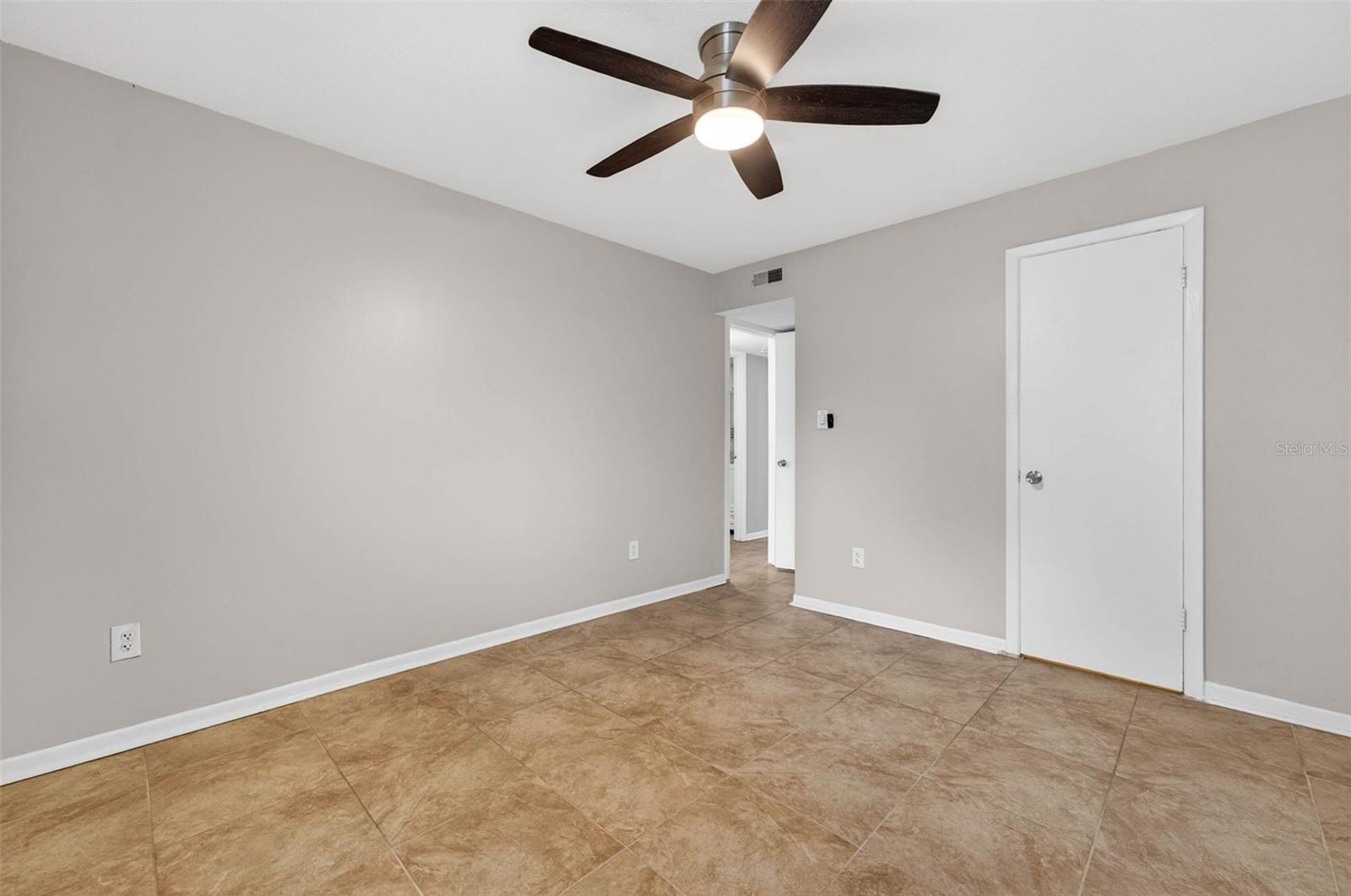 527 S LINCOLN AVE #A104, TAMPA, FL, 33609