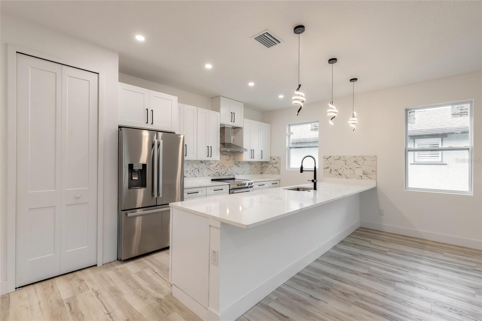 1991 CEDAR ST, DAYTONA BEACH, FL, 32119