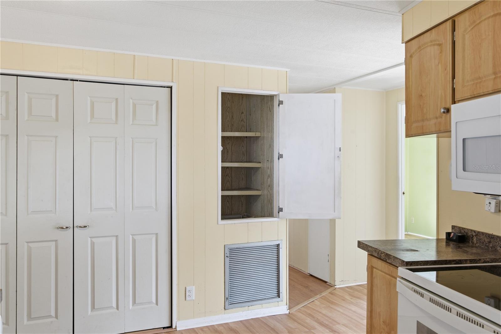 808 53RD AVE E #246, BRADENTON, FL, 34203