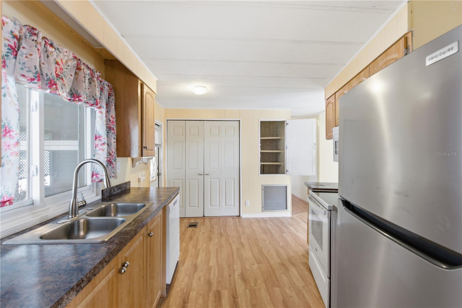 808 53RD AVE E #246, BRADENTON, FL, 34203